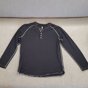 Howe long sleeve henley